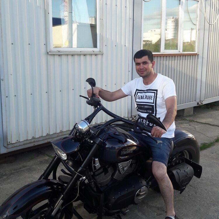  13495792  Xayrulla, 41 ,    -