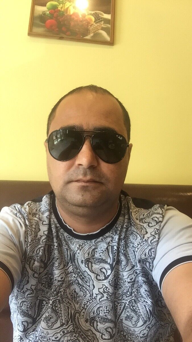  ,   Edik, 44 ,   