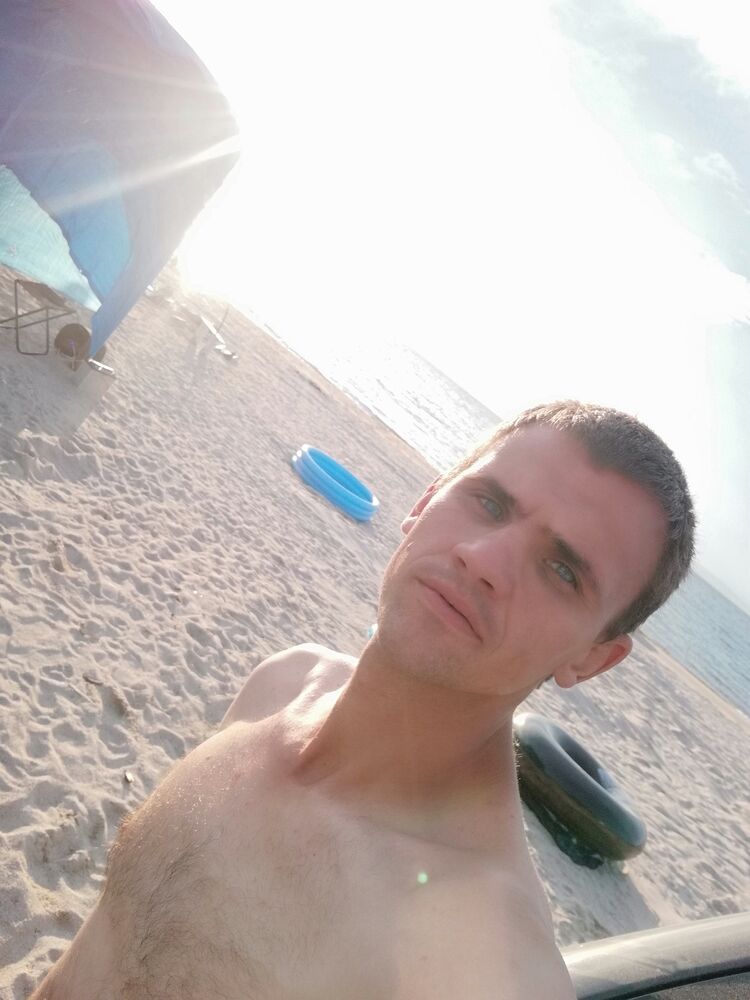  ,   Alexander, 33 ,   ,   