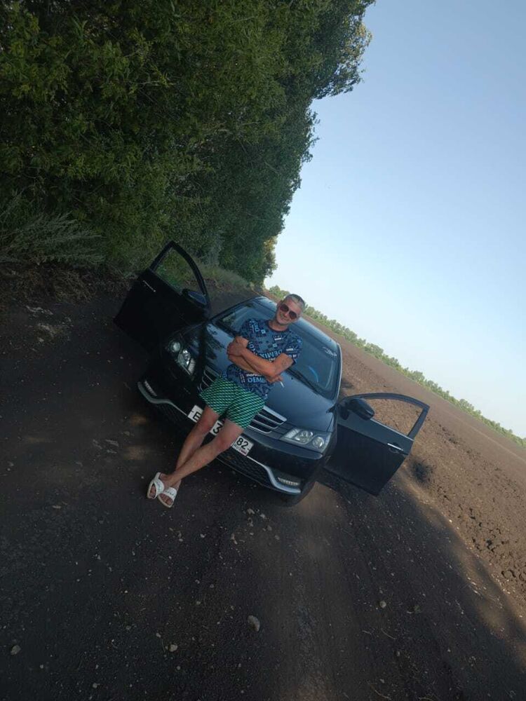  38095742  , 42 ,    