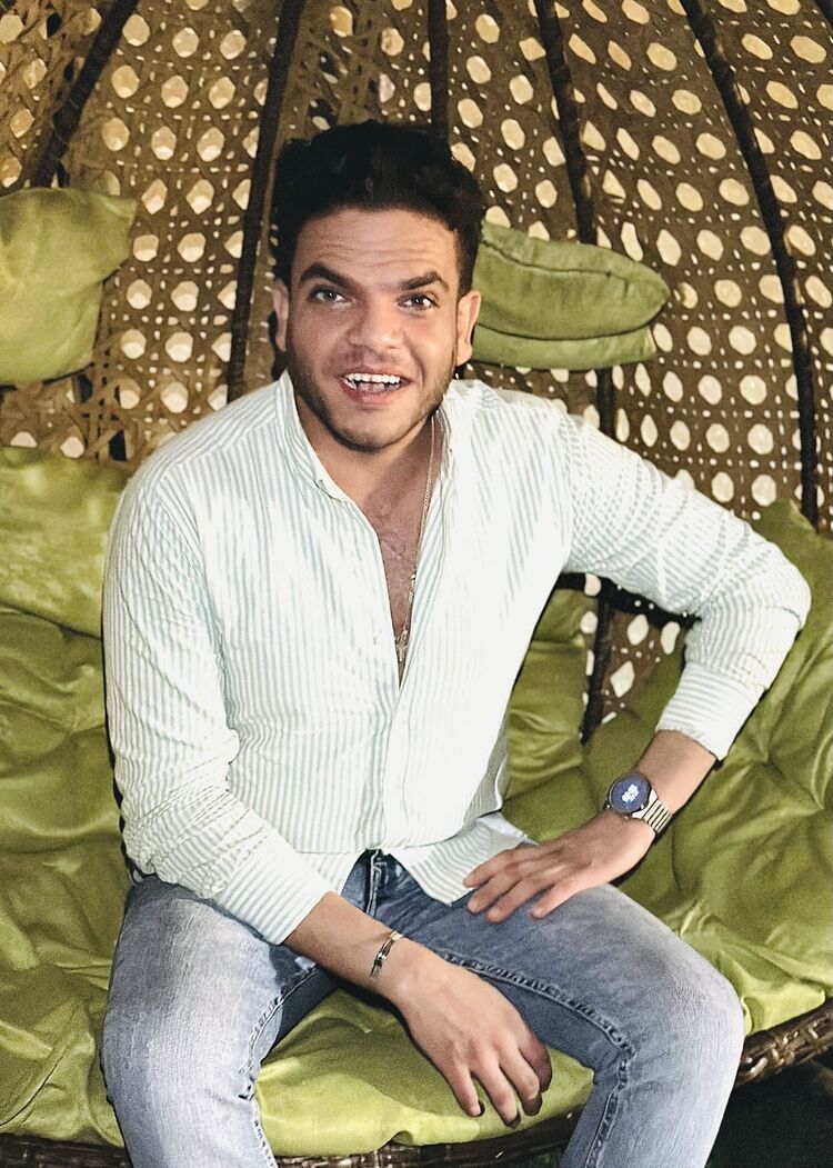  39659482  Abanoub, 28 ,    Soho