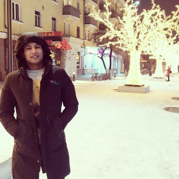  19497312  Aziz, 28 ,    