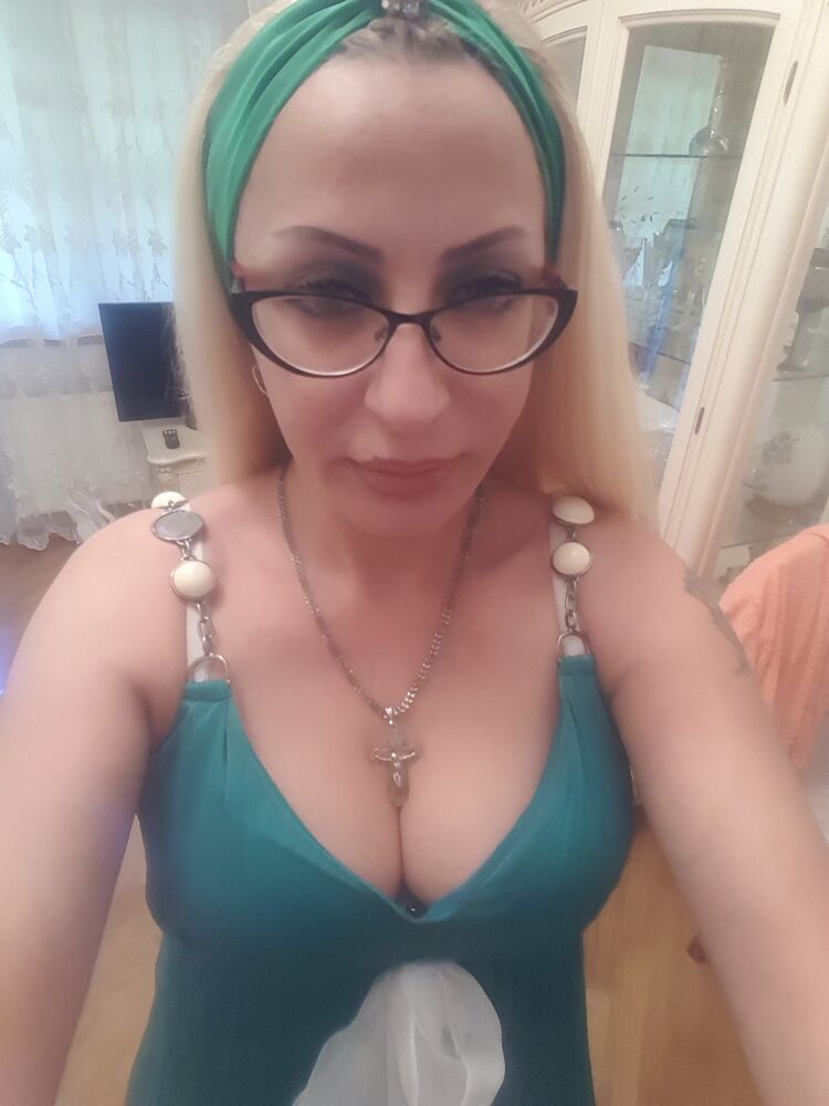  ,   Elnara, 46 ,   ,   , c 