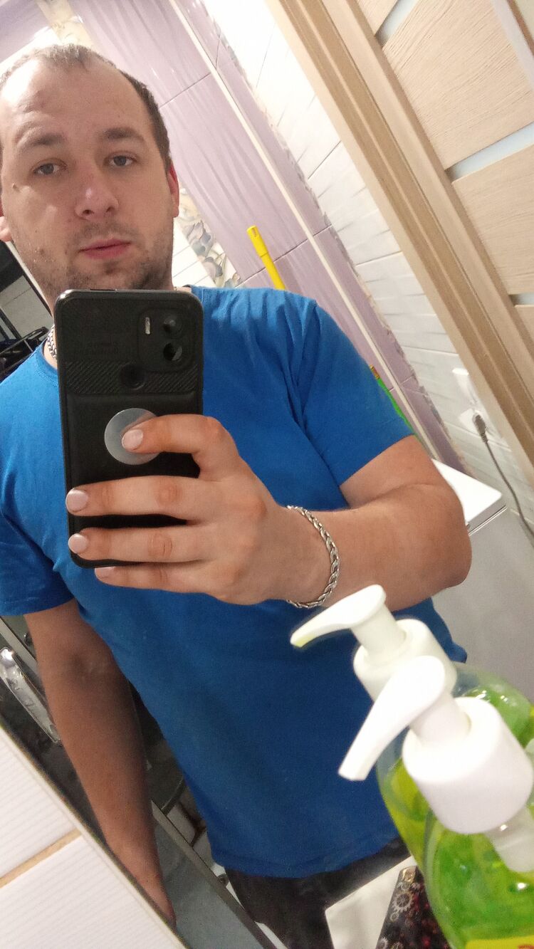  41468632  , 28 ,    