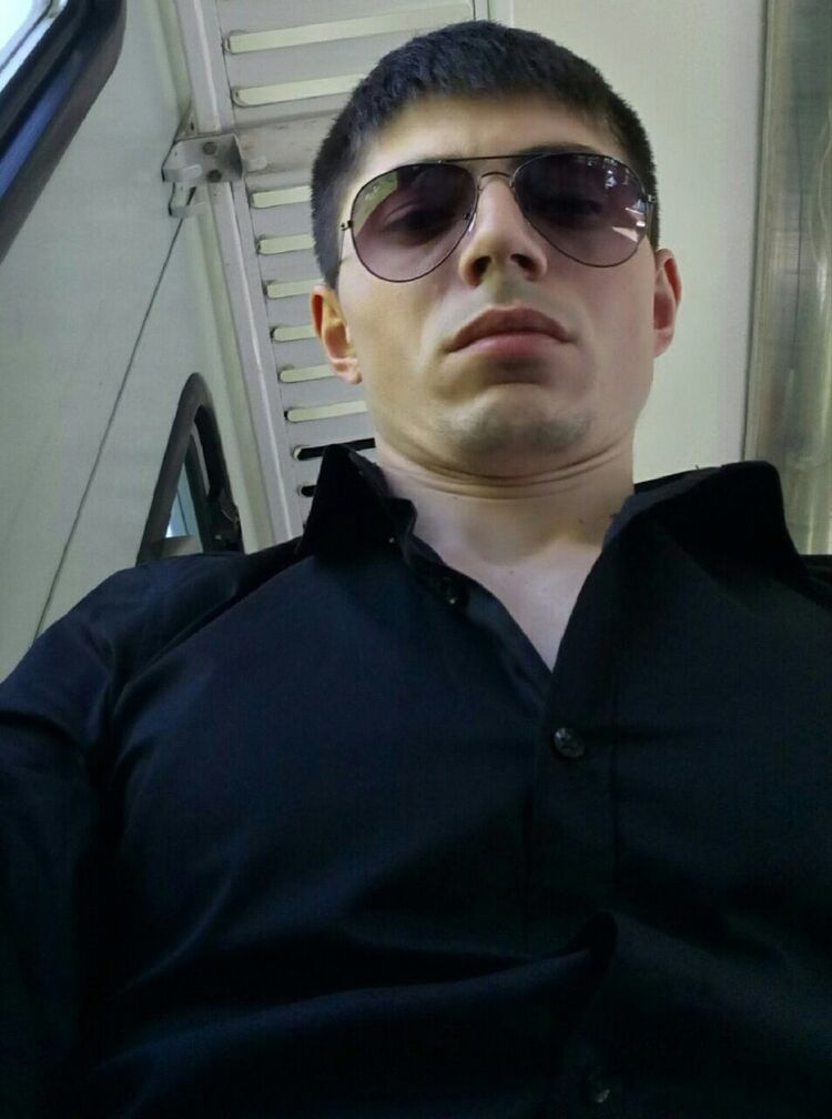  9894942  , 33 ,    -