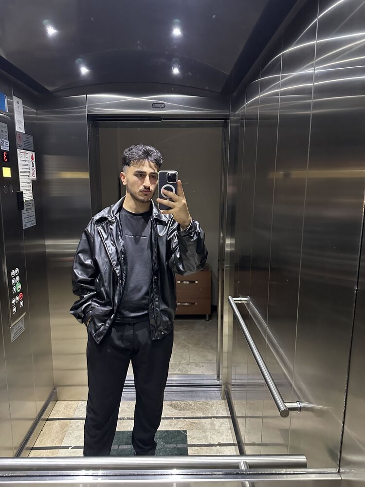  53518852  Yasin, 20 ,    Esenyurt