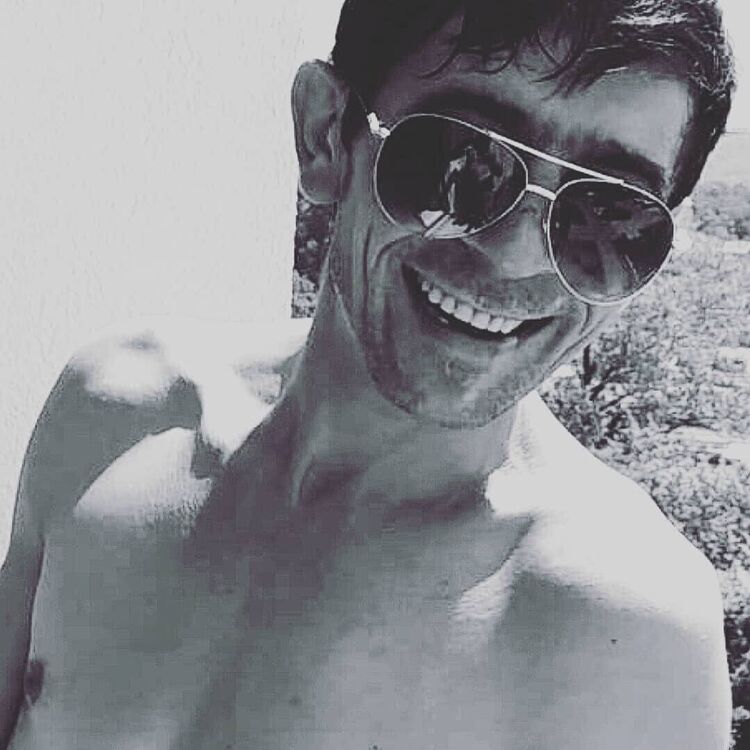  52427172  SeRzH, 46 ,    