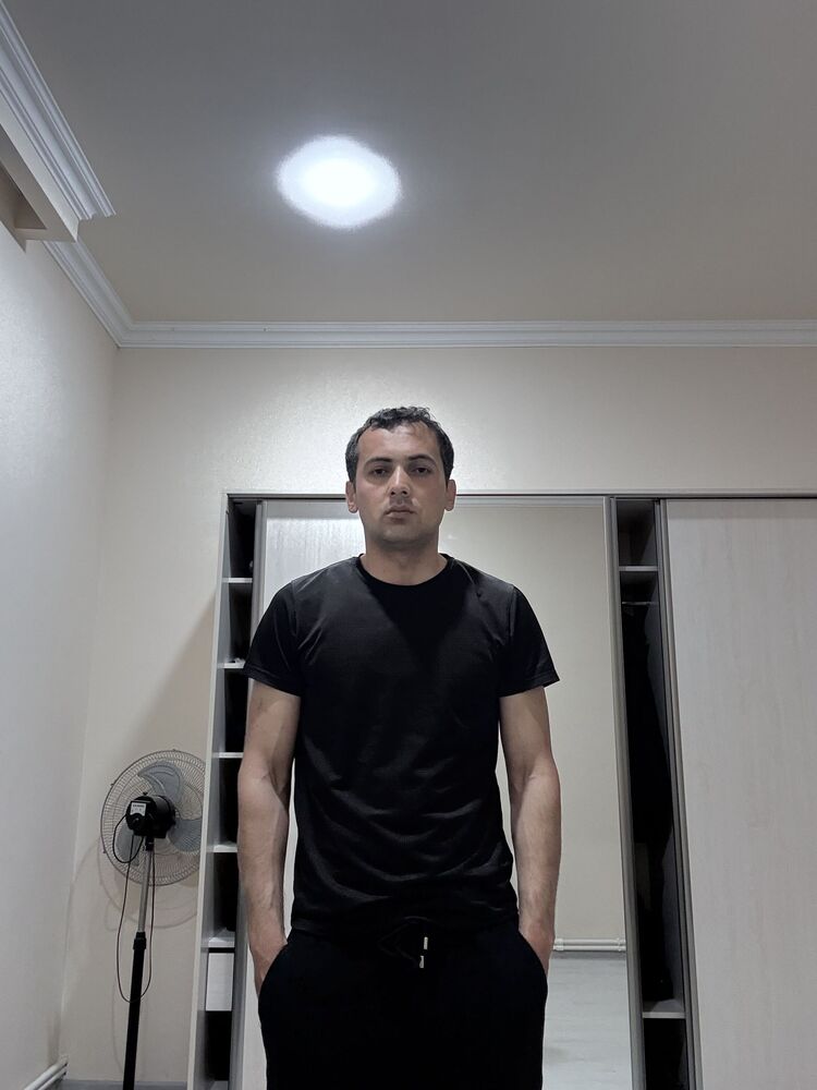  52563892  , 37 ,    