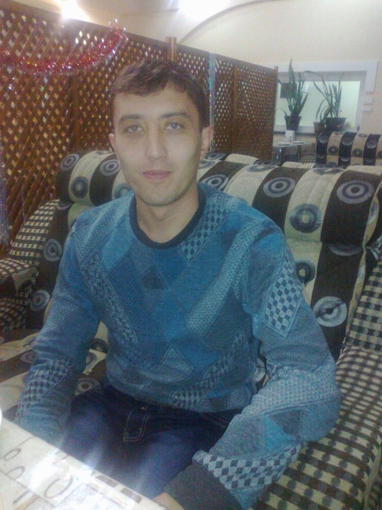  4419192  Rustam, 44 ,    