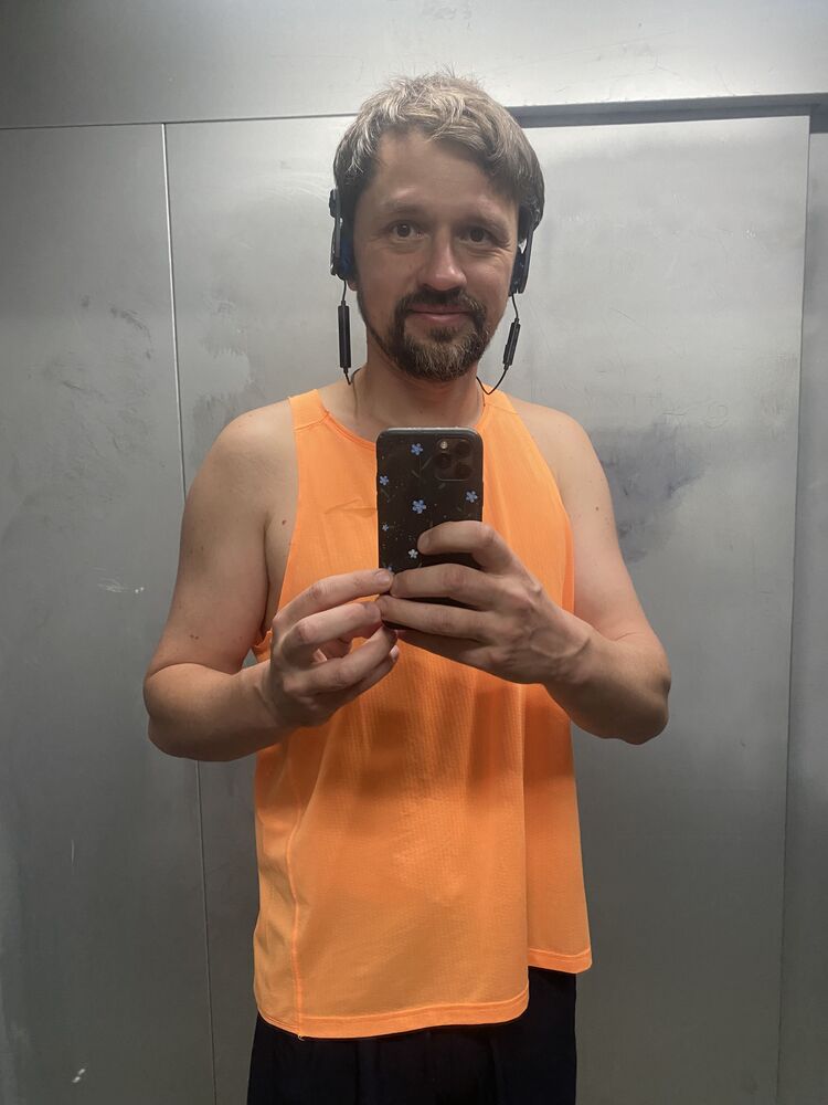  ,   Stas, 39 ,   ,   