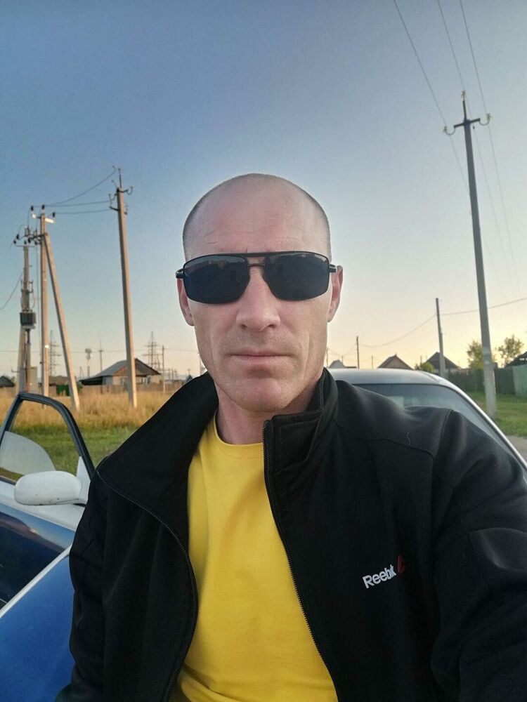  28470862  , 40 ,    