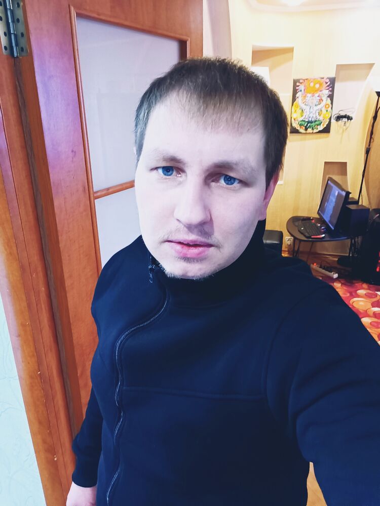  40808202  , 32 ,    