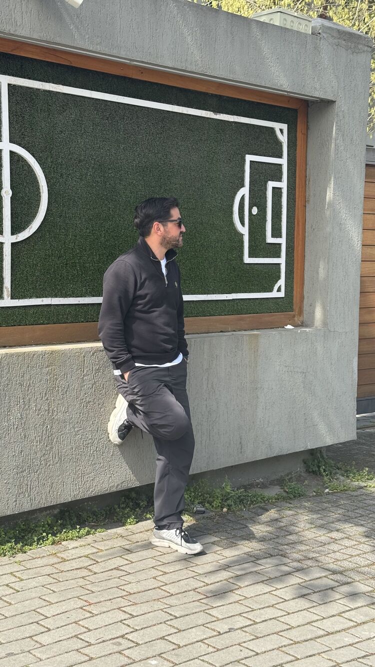  ,   RauL, 37 ,   ,   