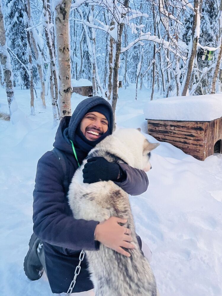  48803532  , 26 ,    --