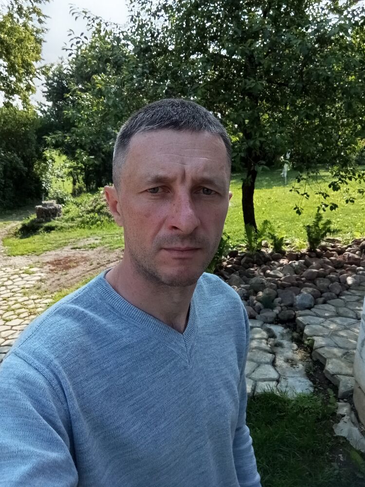  52098832  , 43 ,    