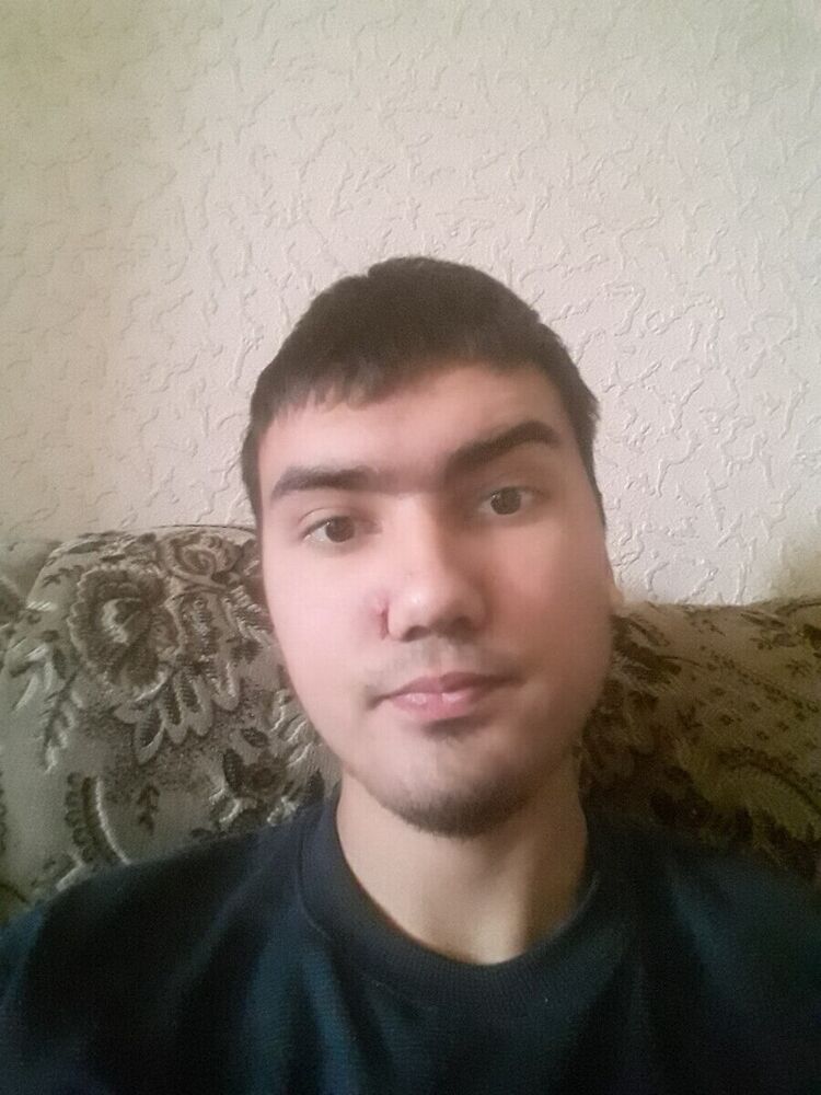  21749432  , 24 ,    