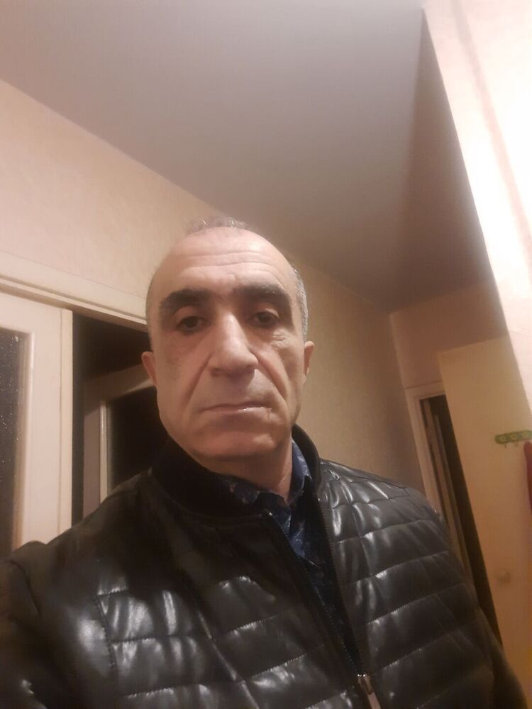  41352652  , 51 ,    