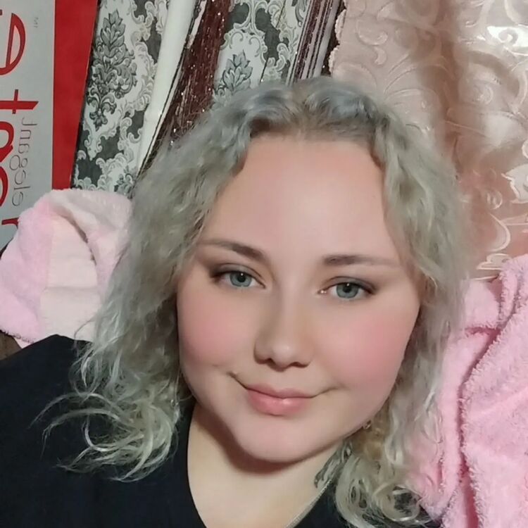  47109732  Tatiana, 34 ,    