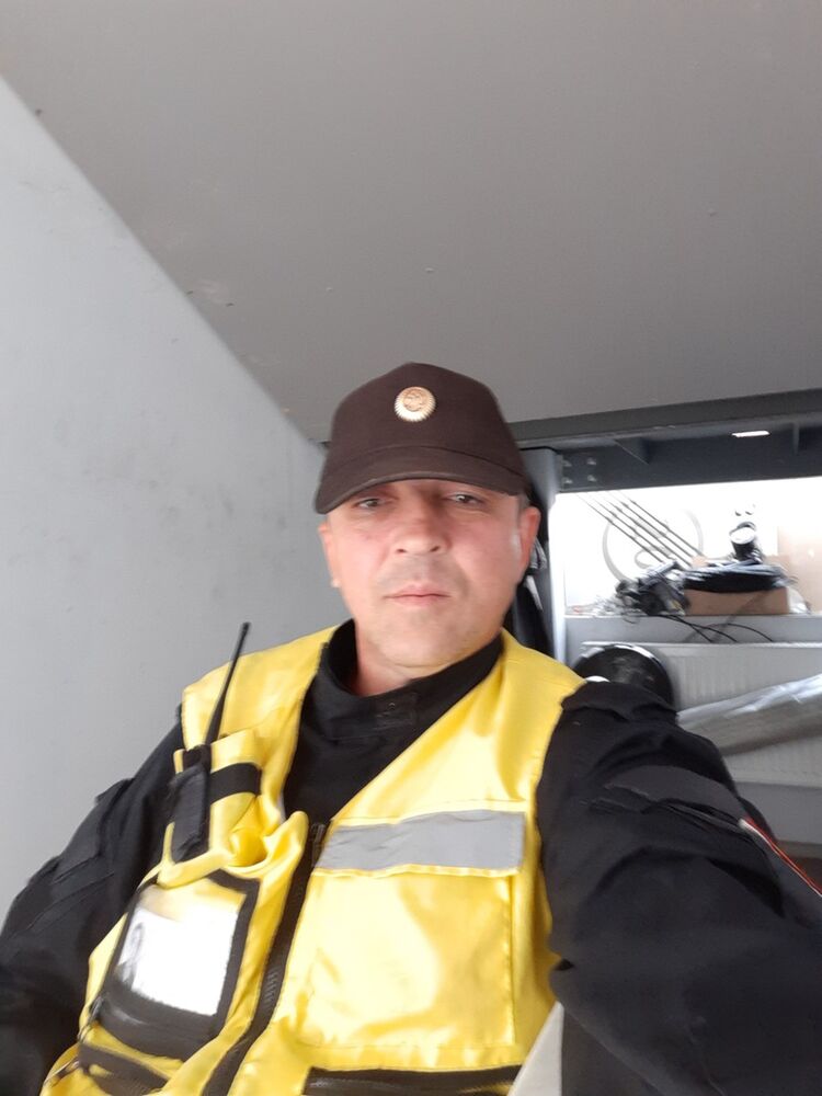  ,   Andrei, 46 ,   ,   , c 