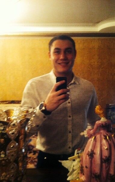  6170042  Nikolasss, 32 ,    
