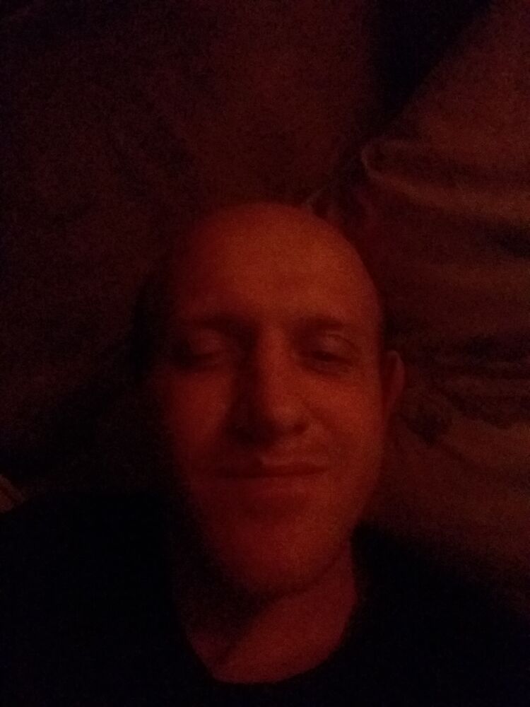  33051182  , 39 ,    