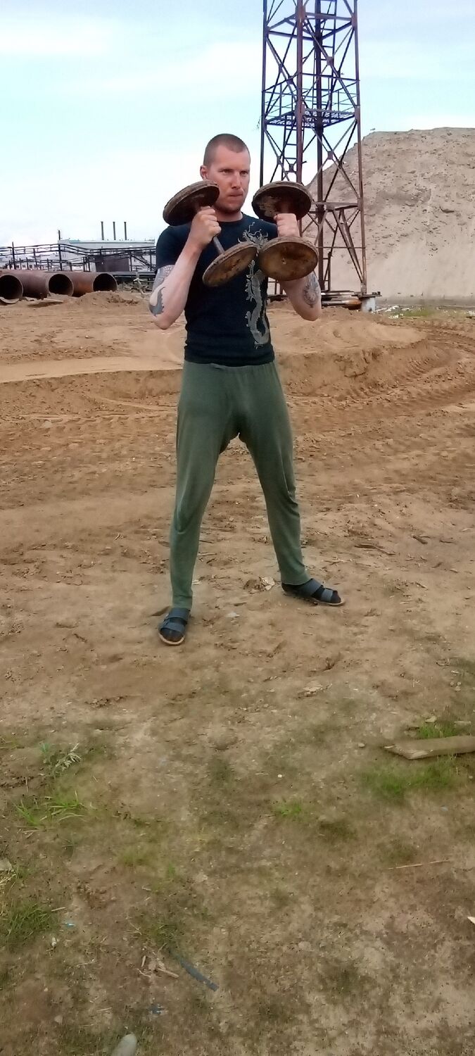  46614862   xXx, 36 ,    