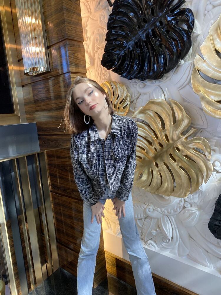  31477992  , 24 ,    -