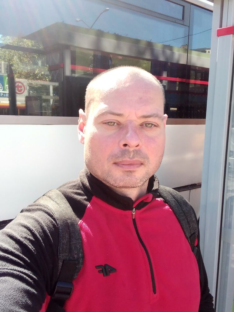  29063792  , 43 ,    