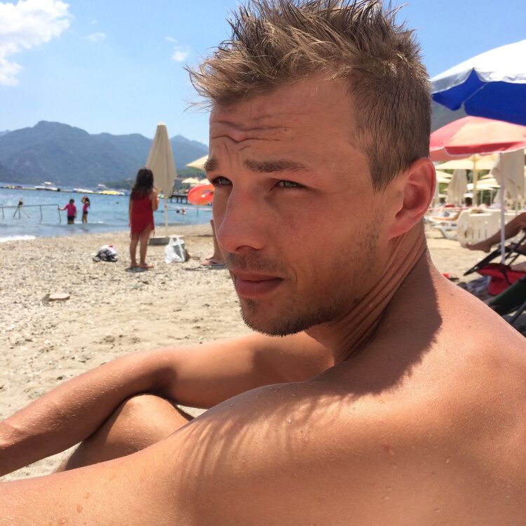  ,   Andrey, 35 ,     , c 