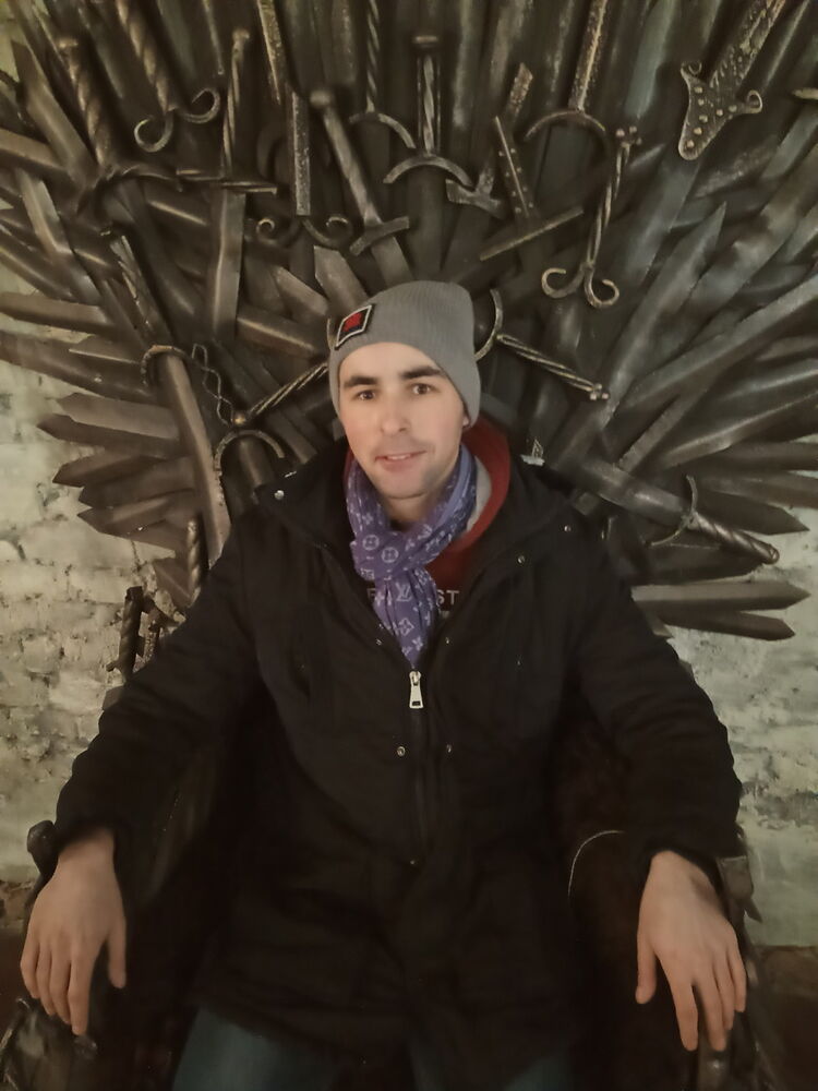  18325062  , 27 ,    -