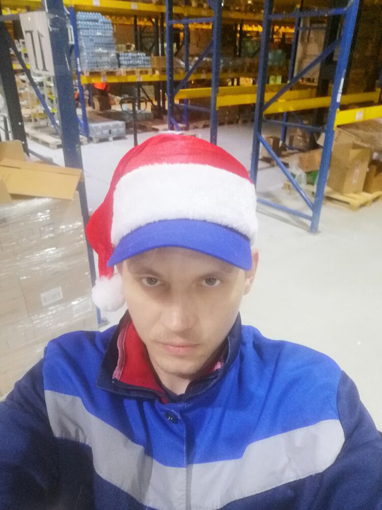  51281222  Vyacheslav, 37 ,    