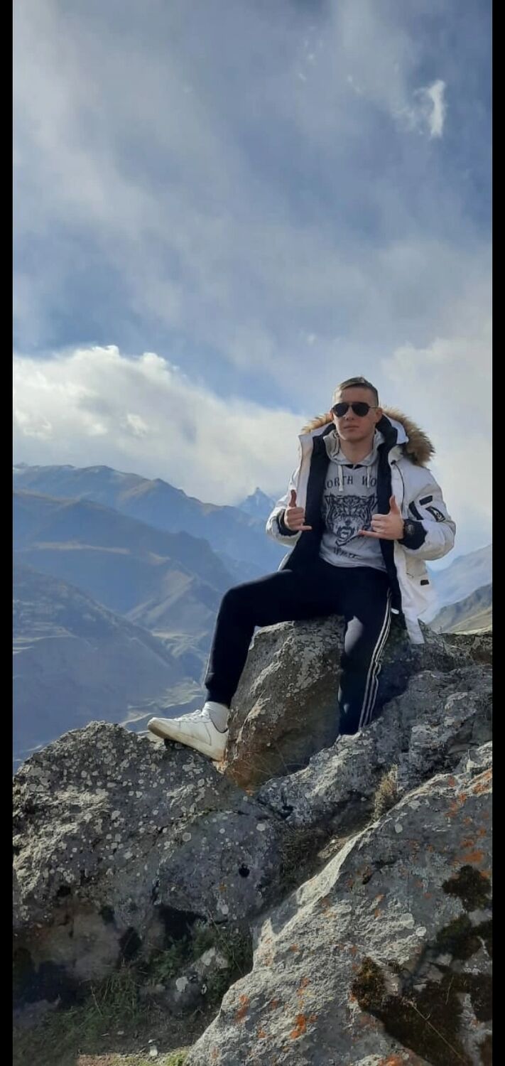  ,   , 19 ,     , c 