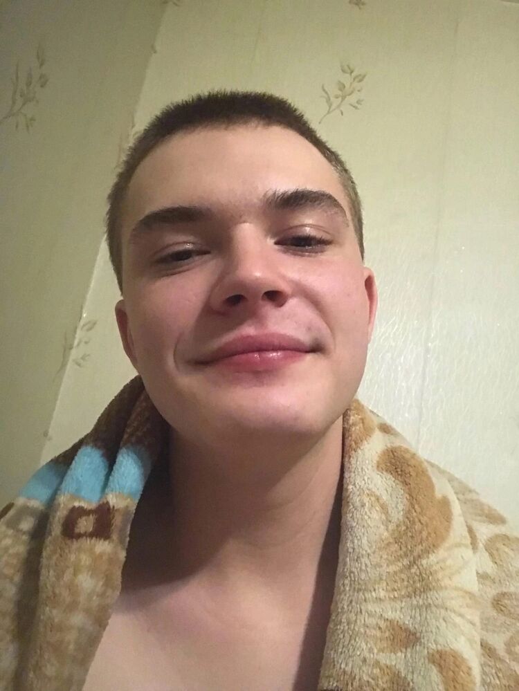  28380352  Kostya, 24 ,    