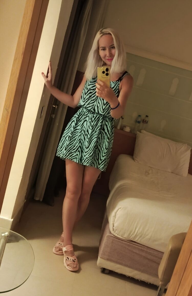  53908392  ALLA, 38 ,     