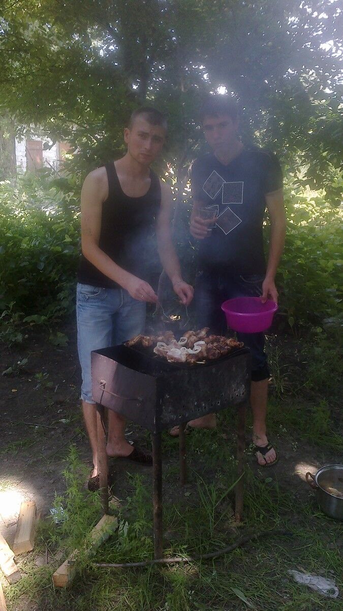  4062062  Paska, 37 ,    