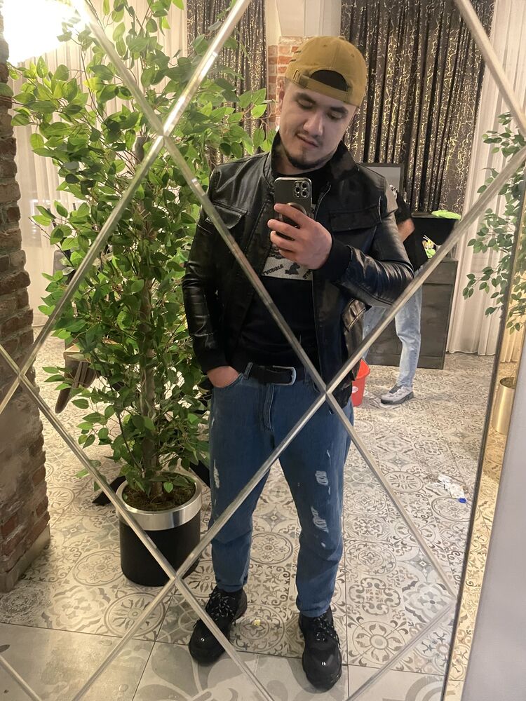  48916262  Ali, 24 ,    Koeln