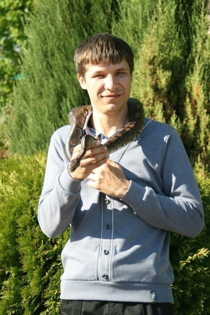  9744572  Ivan, 37 ,    