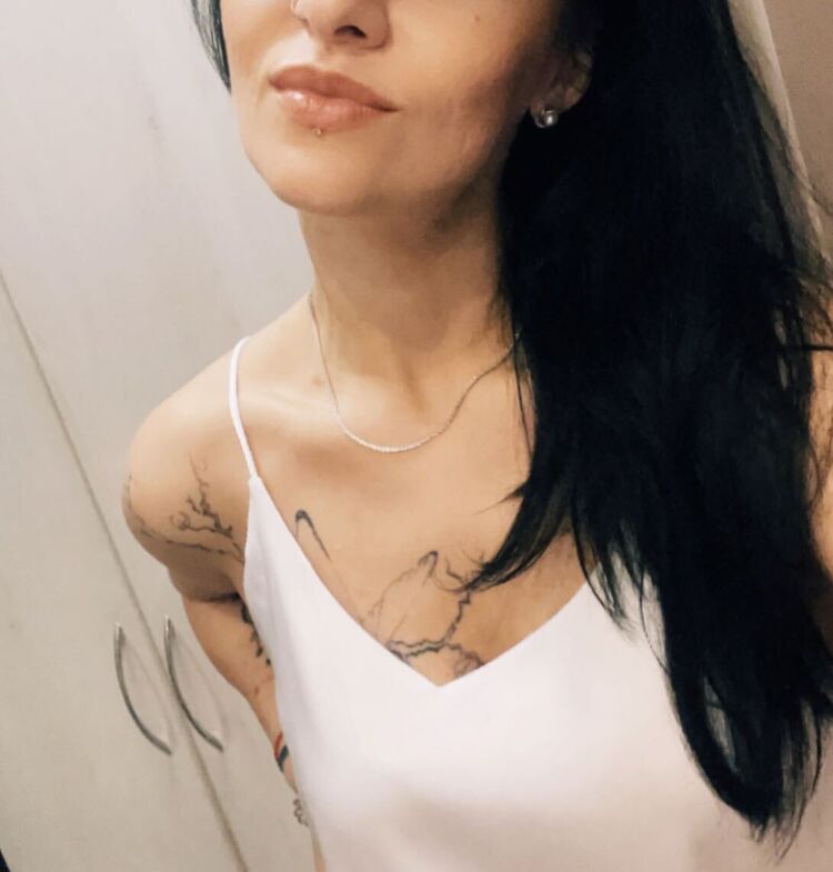  50332172  Katrin, 30 ,    