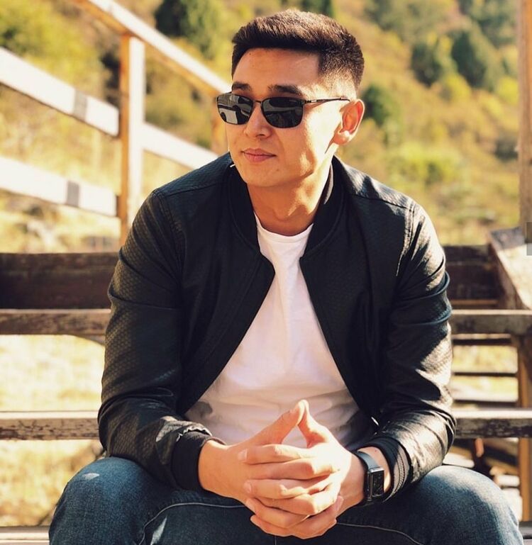  19426812  Big Broooo, 30 ,    