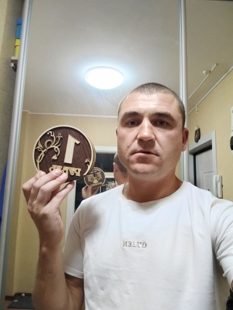  49218822  , 34 ,    