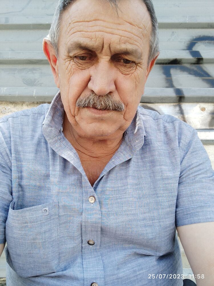  ,   Mehmet, 62 ,   ,   