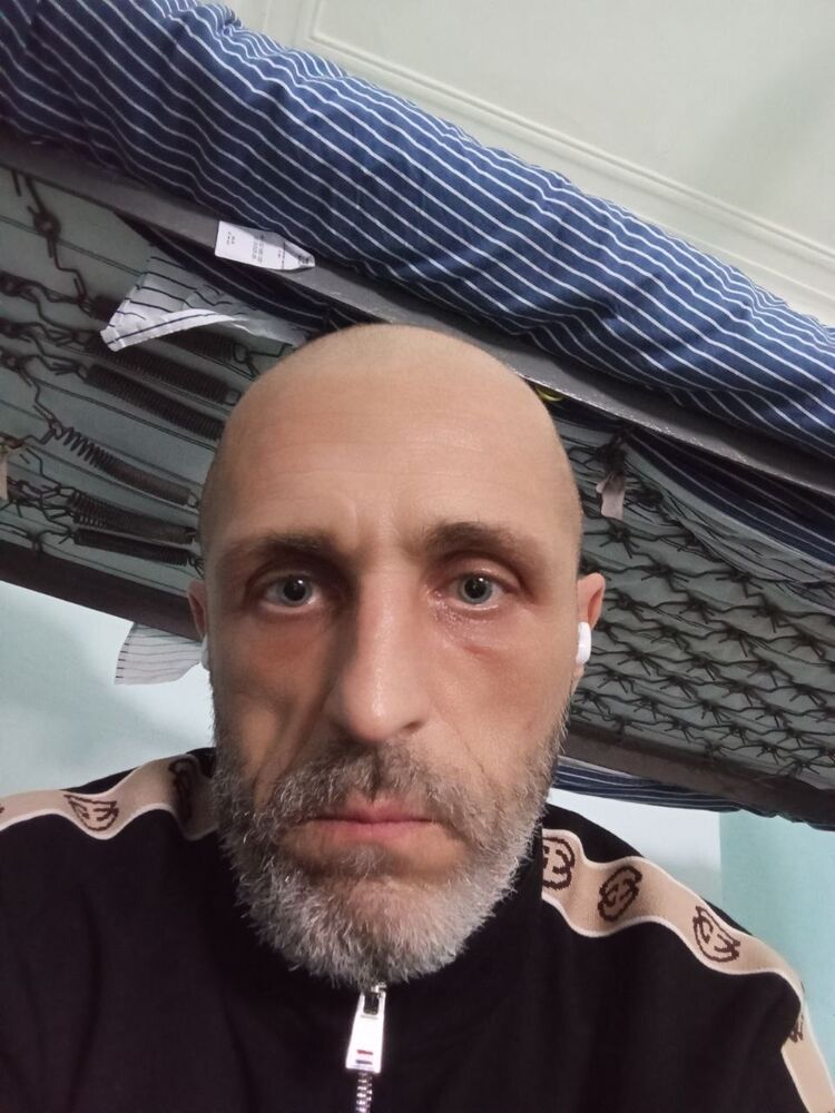 48121772  , 45 ,    