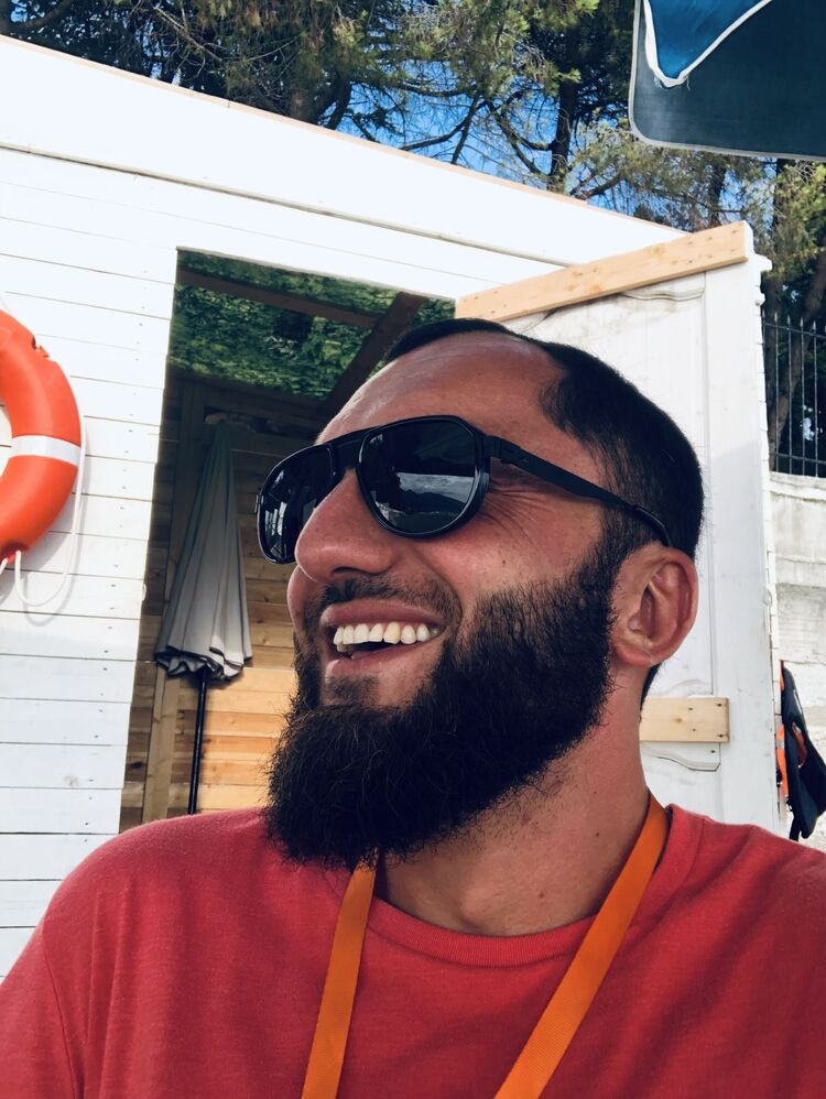  47066032  , 35 ,    