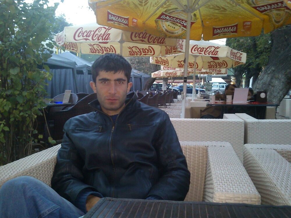  ,   Nikoloz, 37 ,   