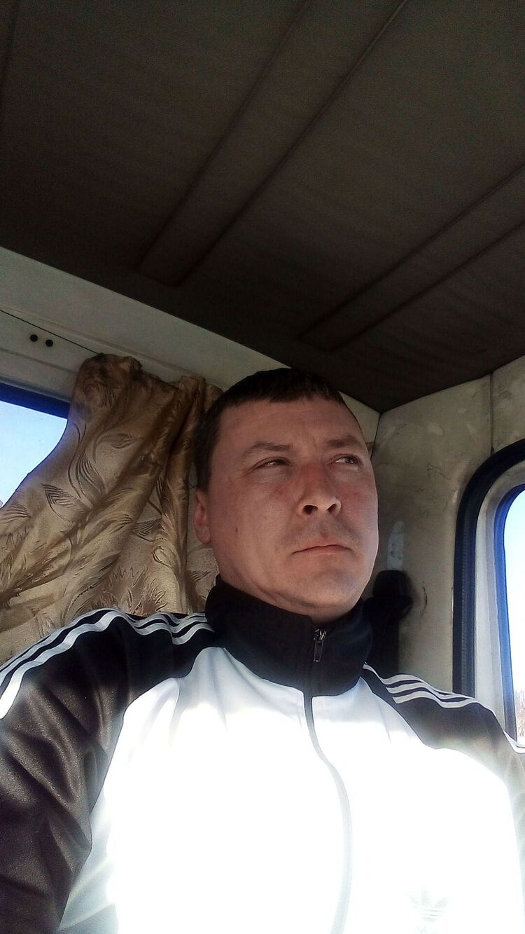  32300632  Denchik, 42 ,    -