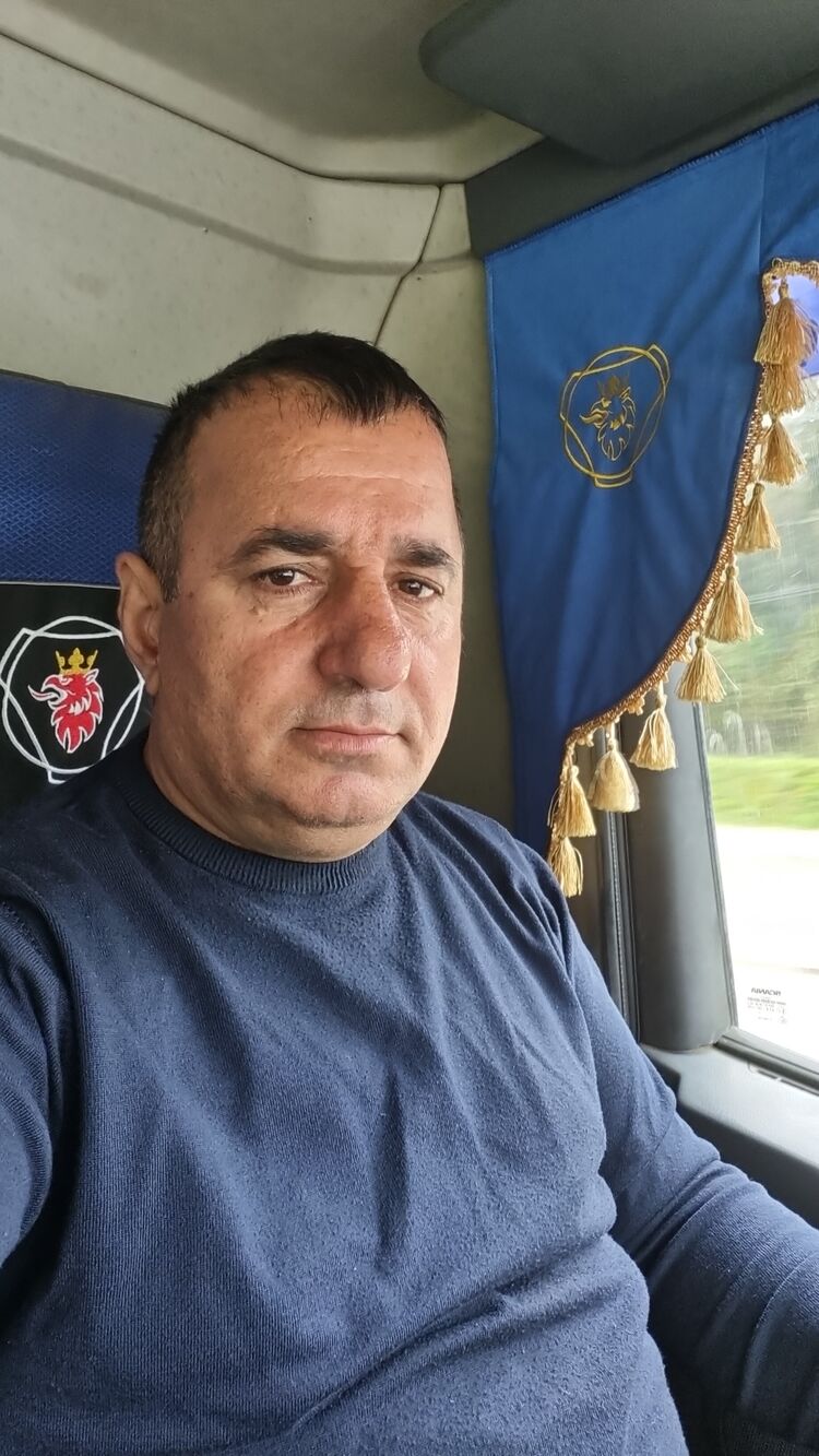 51111572  , 45 ,    -