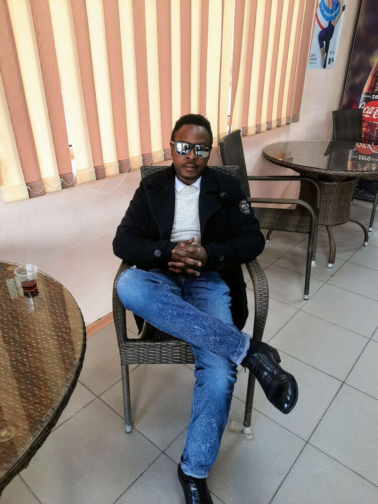  33515002  Jesk, 37 ,    