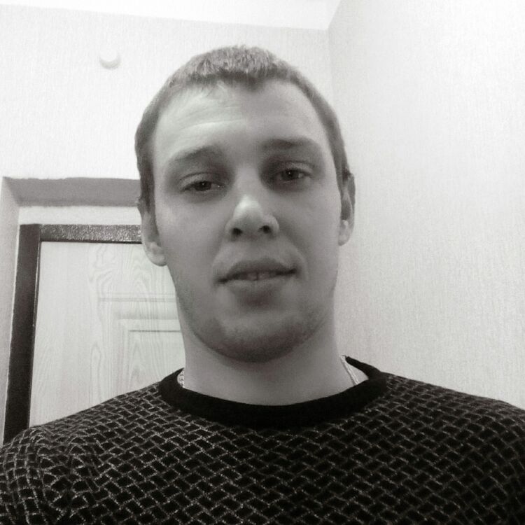  11044702  Oleg, 38 ,    