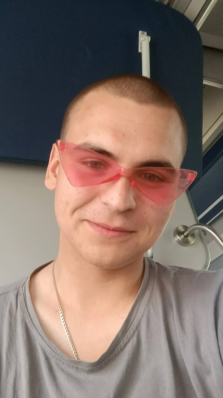  47718882  , 24 ,    