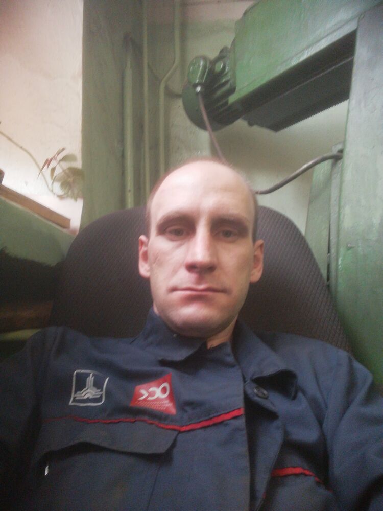  38563672  Dima, 38 ,    